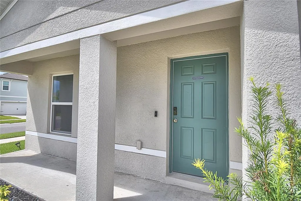 4 bed, 2.0 bath, 1648 sqft, $2,550 — Photo 4