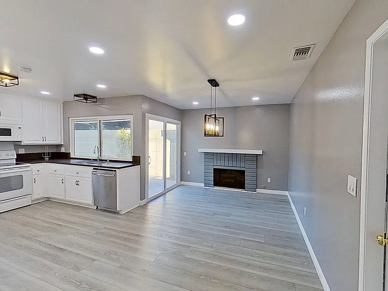 6661 Wrenfield Dr — Photo 6