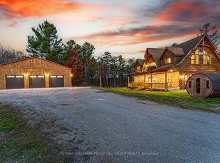 2504 Fairgrounds Rd, Ramara, ON L0K2B0