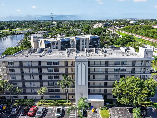 20 ROYAL PALM Way #3010, Boca Raton, FL 33432