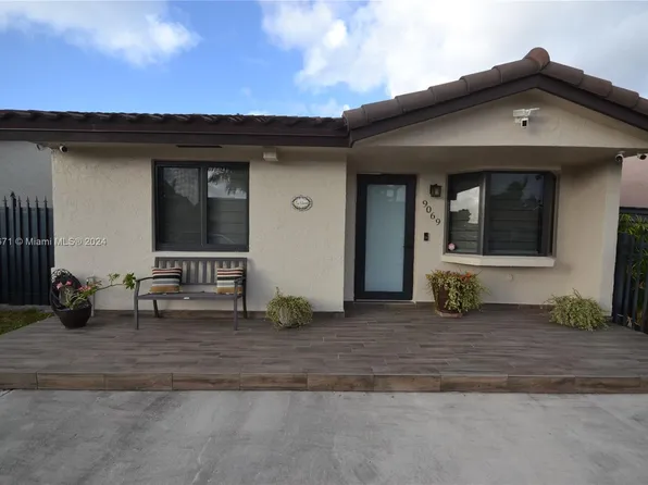 9069 NW 115th St, Hialeah Gardens, FL 33018