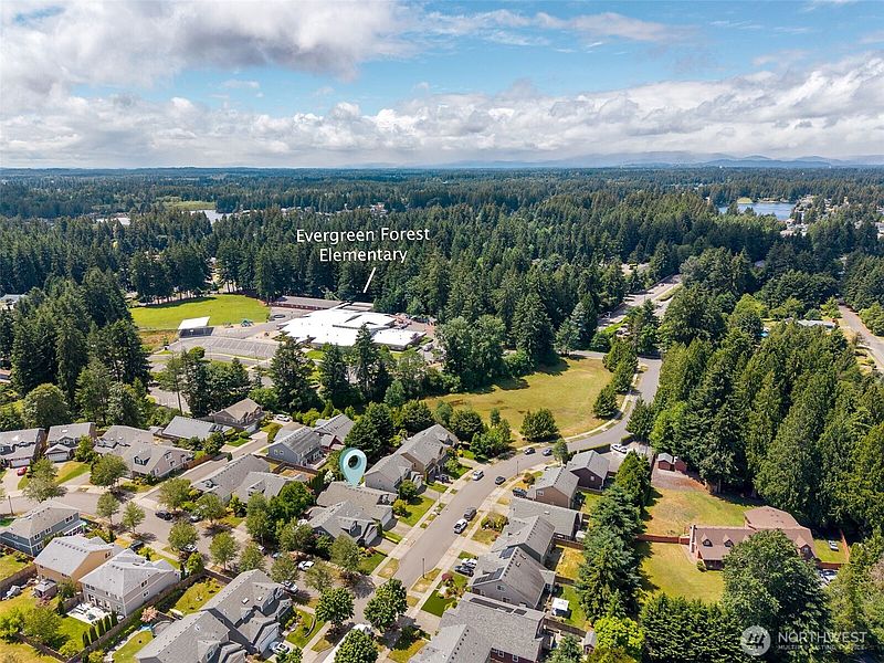 3rd image of 8541 28th Way SE