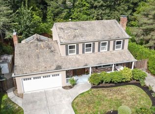 31 Churchill Downs, Lake Oswego, OR 97035