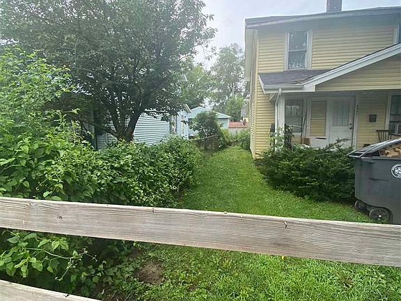 4th image of 2351 Vermont Ave