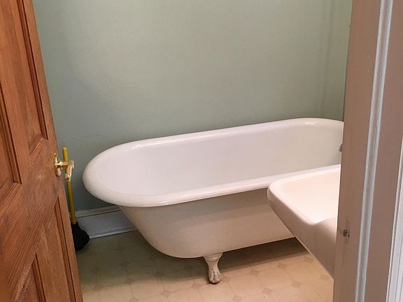 Bathroom; great soaker tub