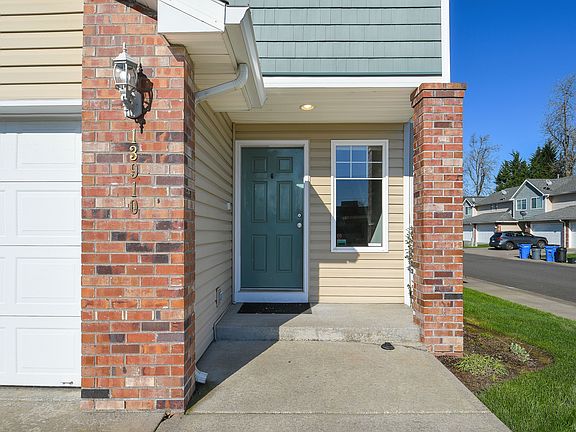 3rd image of 13910 NE 7th Ct