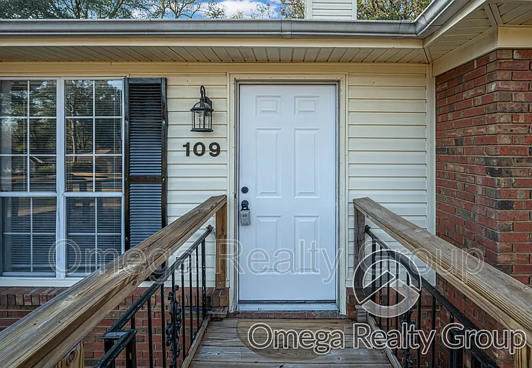 109 Rambling Way — Photo 4
