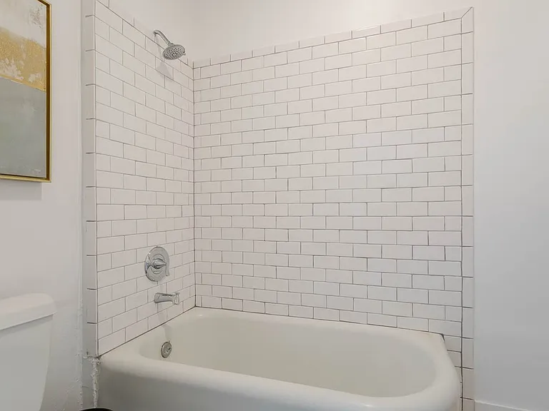 4648 Hollywood Blvd #106 — Photo 17