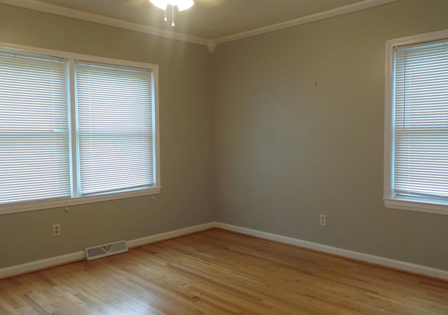 Charming AND Convenient — Photo 4