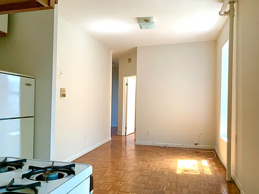 Rented by Compass | media 5