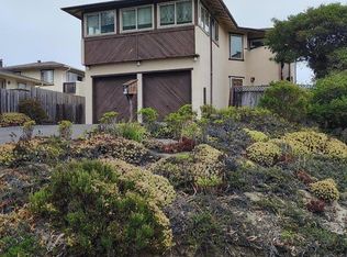 105 Roberts Ave, Monterey, CA 93940