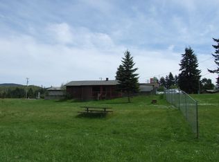 33399 Row River Rd, Cottage Grove, OR 97424