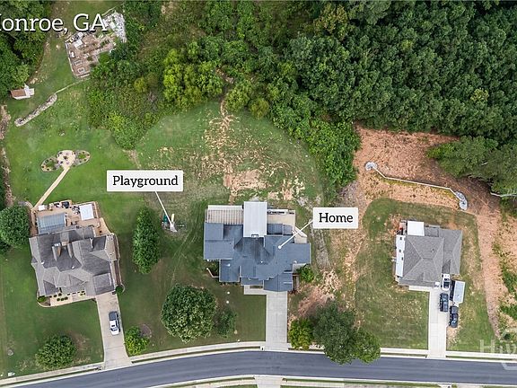 3rd image of 1508 Ridgewood Court