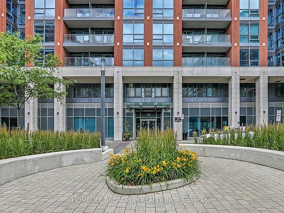 3rd image of 31 Tippett Rd #1519
