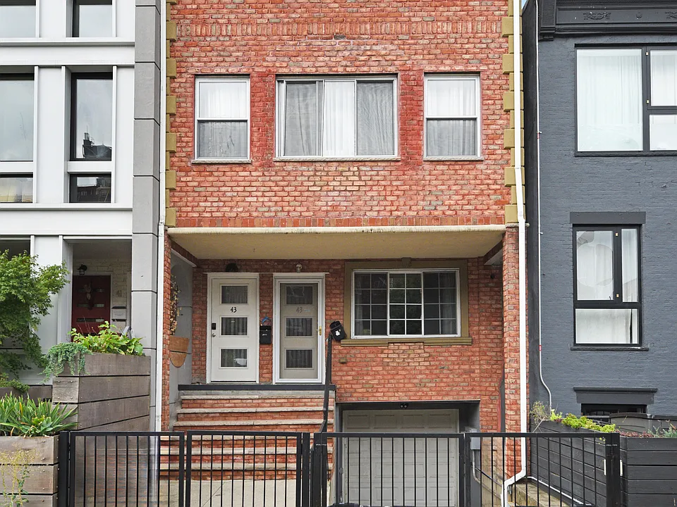 43 Wolcott St #1