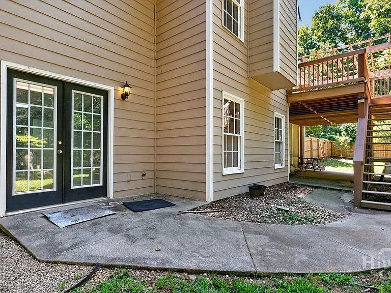 354 E Creek Bnd — Photo 44