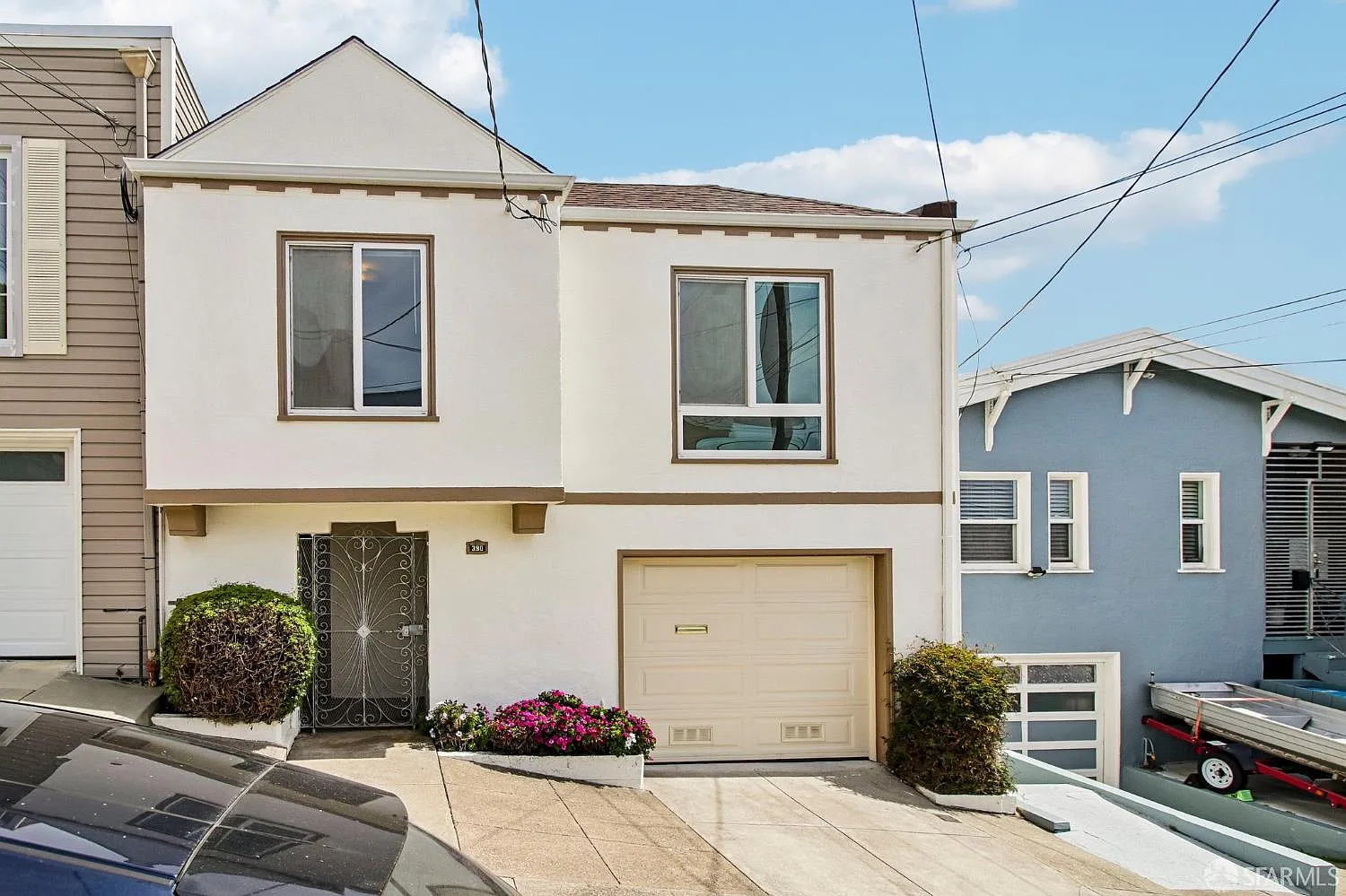 390 Teddy Ave - Photo 3
