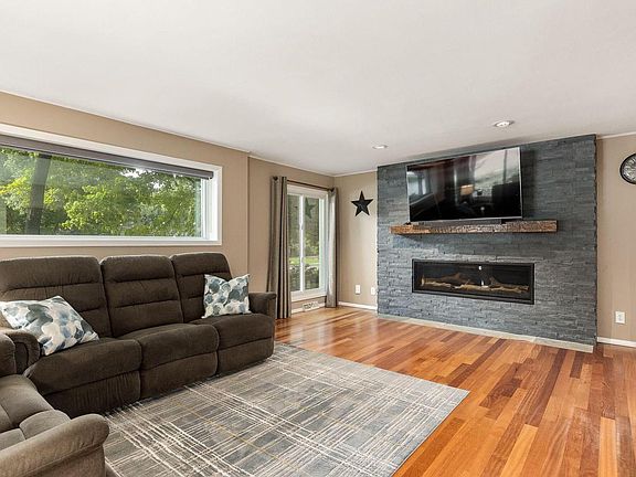 5th image of 4665 S Delphine DRIVE