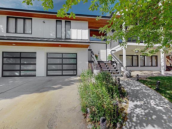 5th image of 10939 Yukon Street