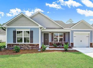 4428 Pinewood Villlage Dr, Southport, NC 28461