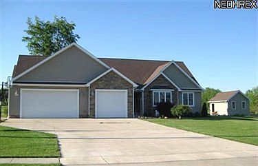 1st image of 824 Dalton Dr NW