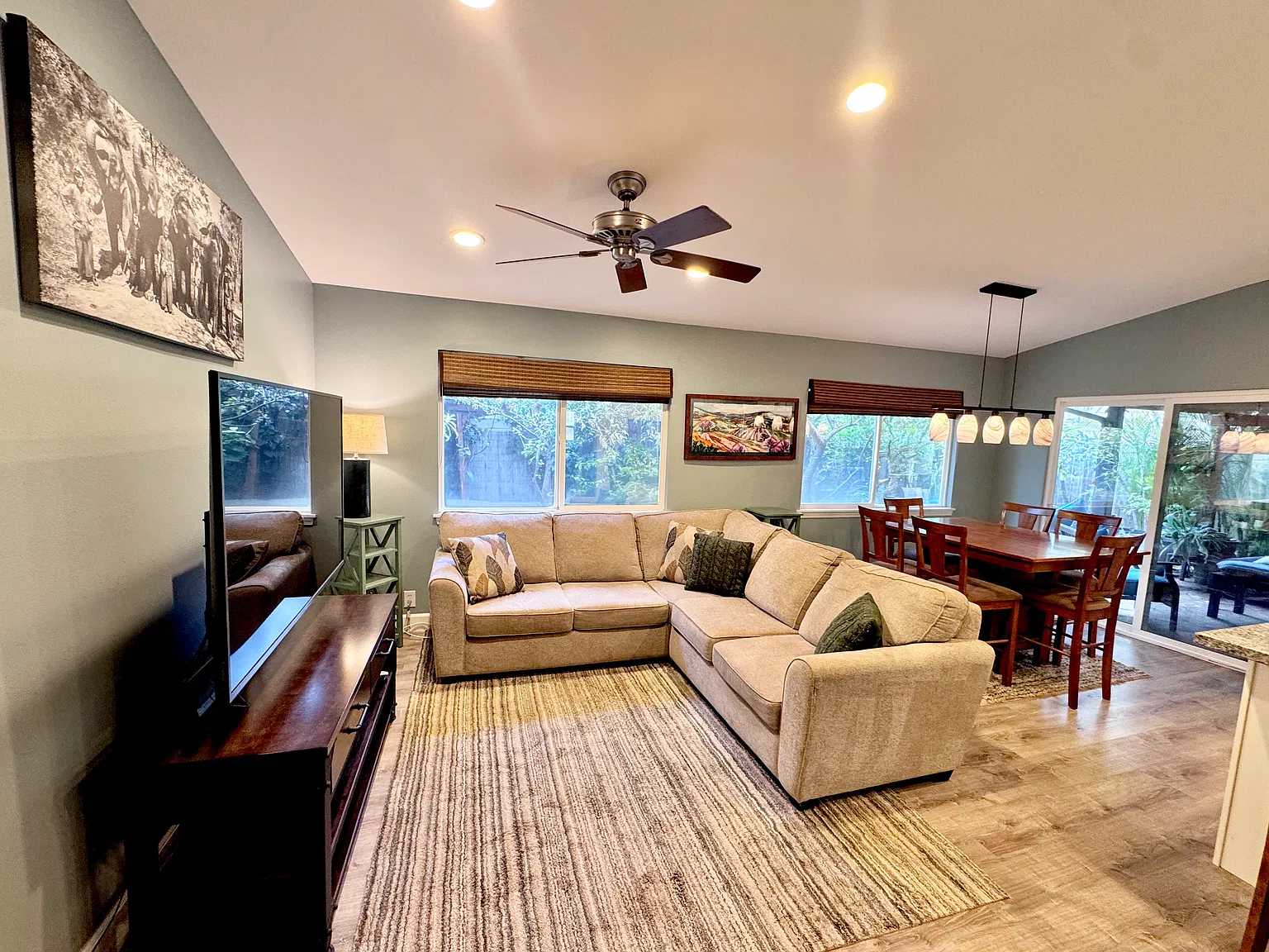 2 bed, 982 sqft, $4,500 — Photo 4