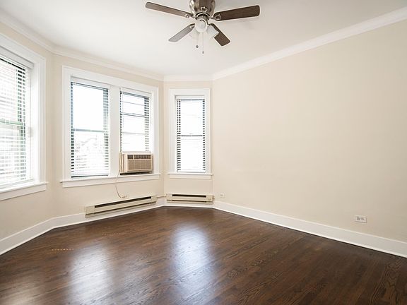 5th image of 3845 N Greenview Ave #38453N1
