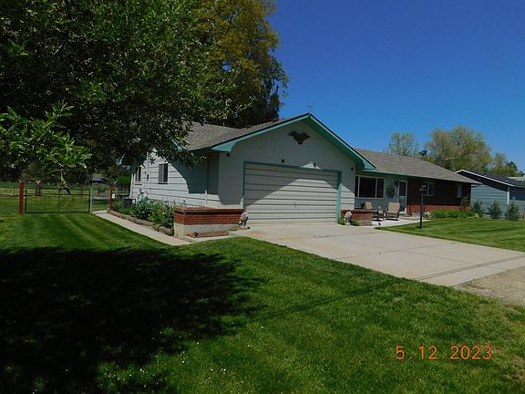 2nd image of 819 Lincoln Ave
