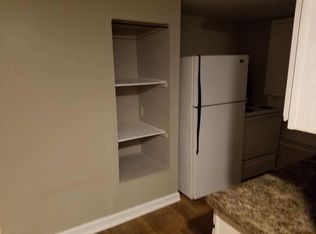 321 E Locust St APT 4, Bloomington, IL 61701