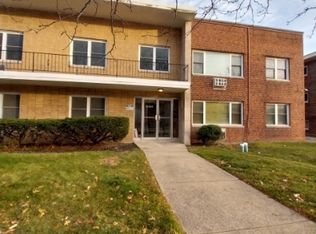 17808 Lake Shore Blvd APT 204, Cleveland, OH 44119