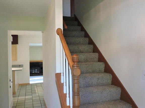 4th image of 17645 Nancy Dr