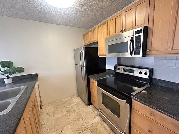 3rd image of 60 N Beretania St APT 2908