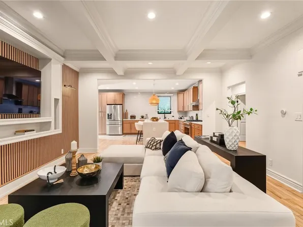 5558 Edgewood Pl, Los Angeles, CA 90019