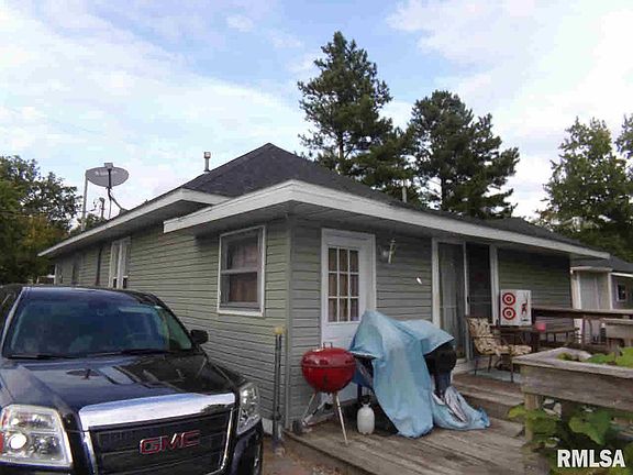 2nd image of 403 W 12th St