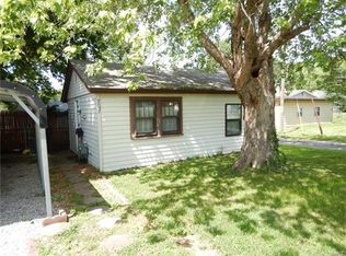 707 Gilbert St, Swansea, IL 62226
