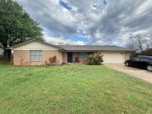 2301 Zinnia Ct Photo 1