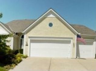 7822 W 118th St, Overland Park, KS 66210