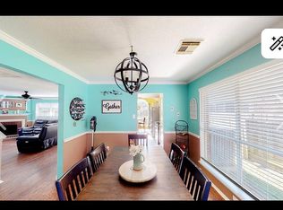 324 Trail Ride Rd, Angleton, TX 77515