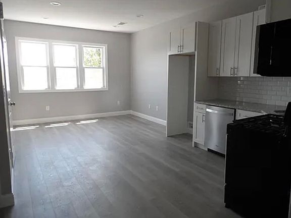 2nd image of 209 Avenue F Floor 1