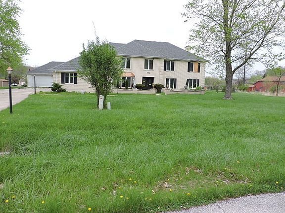 2nd image of 2958 E Timberline Ct