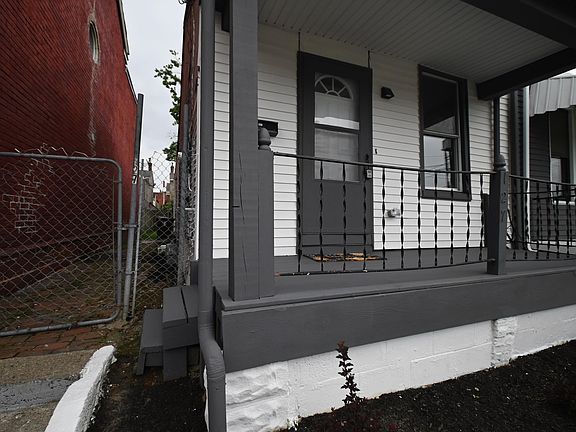 2nd image of 127 W 9th St