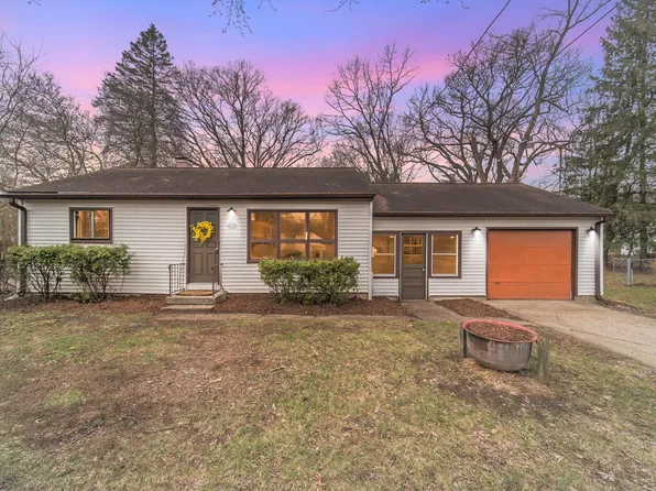 762 Glendale Ave, Jackson, MI 49203