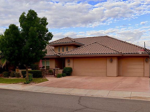 3rd image of 2462 S Brushwood Dr