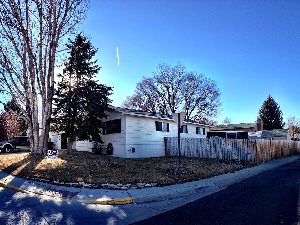Large corner lot