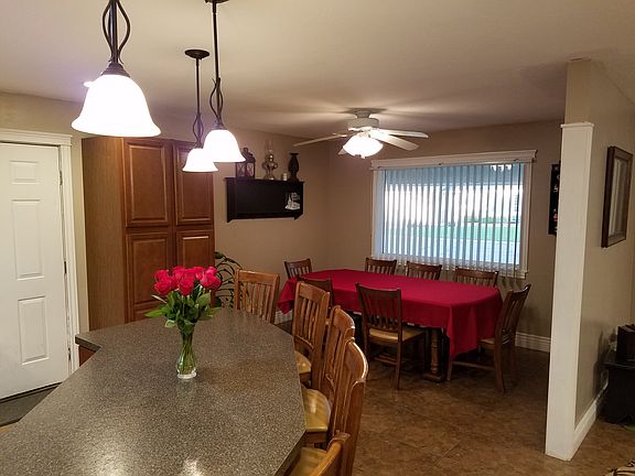 Dinning Room/Kitchen