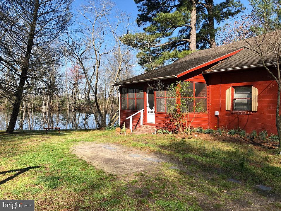 1st image of 21975 Shore Dr