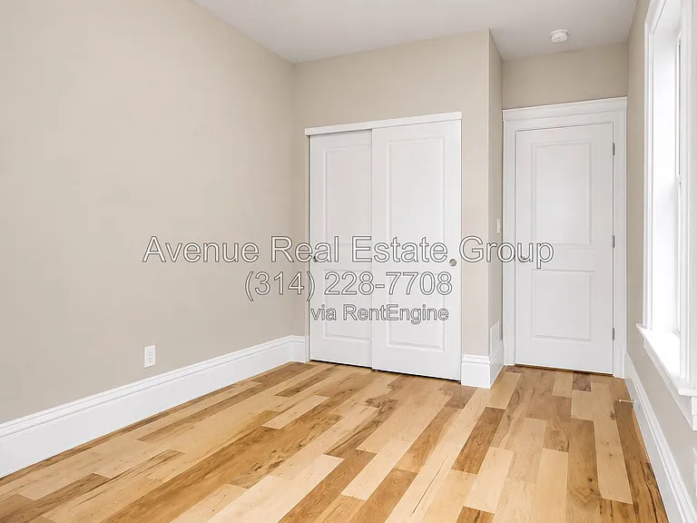 2329 Hickory St — Photo 22