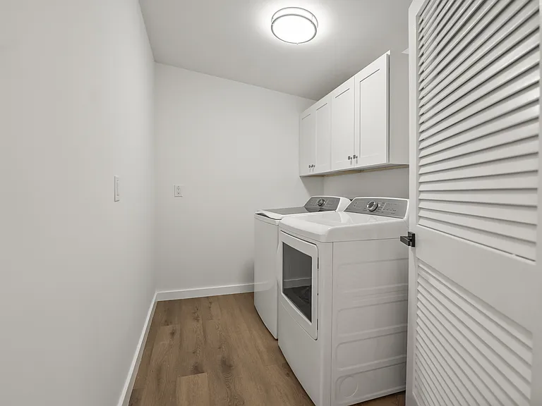 1608 Madrid Ave — Photo 6