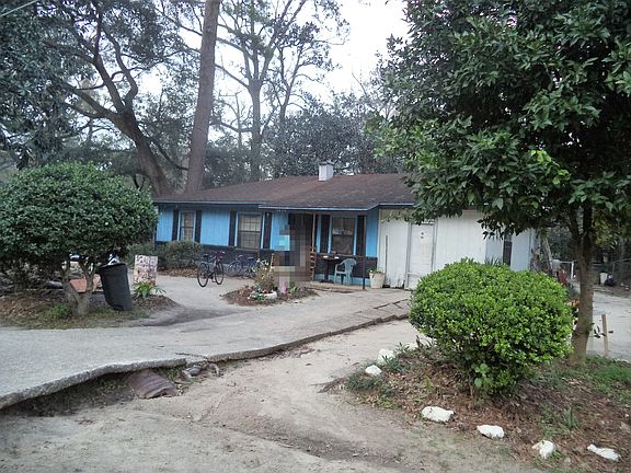 3rd image of 2825 Tartary Dr