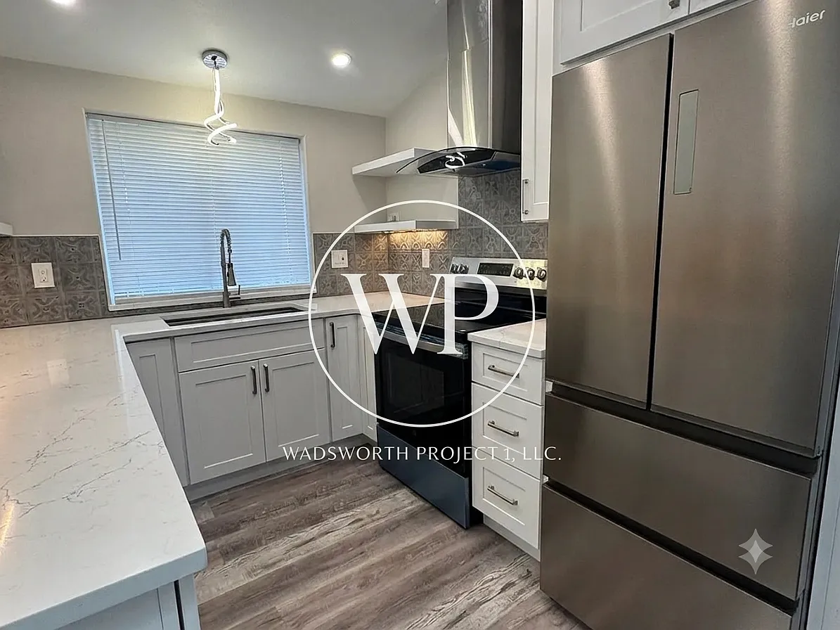 8906 Wadsworth St SW — Photo 3